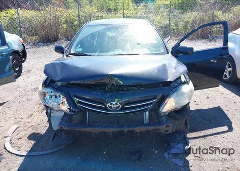 2013 Toyota Corolla Le z USA, uszkodzony, nr VIN 5YFBU4EE2DP110861